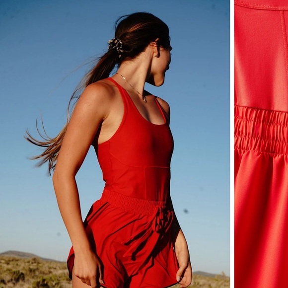 Red short onesie - Picture 2 of 3